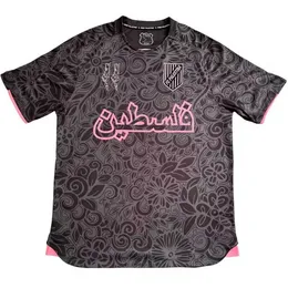 2023 2024 Palestino Deportivo maglie da calcio Palestina libera JIMENEZ BENITEZ CORTES Maglia da calcio nera a righe centrali Guerra Giustizia Marzo PRE partita FORMAZIONE top