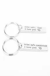 Ювелирные изделия брелок с буквами Drive Safe Son DaughterЯ люблю тебя брелок Lucky Key Chain Брелок Очаровательный семейный Рождественский подарок2020580