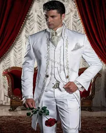 Men's Suits Blazers Custom Made White Embroidery Groom Tuxedos Stand Collar Groomsmen Blazer Man Wedding SuitJacket+Pants+Vest+Tie+Handkerchief)