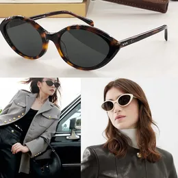 CAT EYE S264 SONNENBRILLE ACETAT Modedesignerin, ovale Sonnenbrille für Damen, Acetatrahmen, Buchstabensignaturen an den Bügeln, sexy Damen-Sonnenbrille mit kleinem Rahmen, CL40264