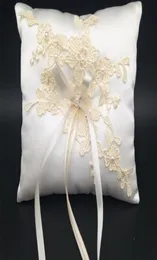 Wedding Ring Pillow With Ribbon 15x15cm Lace Flower Wedding Ring Holder Marriage Ring Cushion Bearer Wedding Party Decoration A0078502705