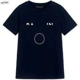 Tasarımcı Erkekler Tişört Marka Giysileri Kadınlar için Yaz Top Moda Nakış Mektubu Logo Kısa Kollu Adam Gömlek Bayanlar Ezme Erkek ve Kadınlar İçin Aynı Stil Şubat 19