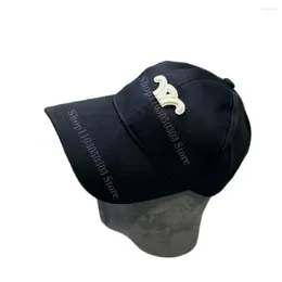 Berets Baseball Cap Trend Men Hat Outdoor Hat Sun Ajustável Moda 2024 Luxo Casual Stitch Design de alta qualidade masculino masculino