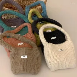 Shoppingväskor koreanska ägg handgjorda ull stickad tjock nål handpåse coco älskar liten telefon handväska