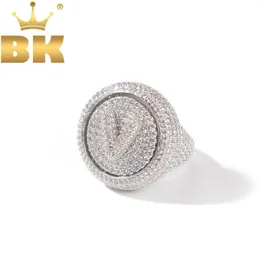 Bröllopsringar The Bling King Custom Initial Bubble Letter Spinning Ring isad ut CZ Personlig roterbar fest Hiphop smycken FO270Y