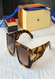Nya 1362 kvinnor män populära varumärke solglasögon mode fyrkantiga wrap unisex modell ram leopard dubbel färg ram toppkvalitet come wit1261456