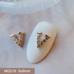 10st MG216 Letter Alphabet V Eloy Zircon Crystals S Jewelry Nail Art Decorations Nails Accessories Charms levererar 240123