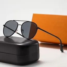Luxur Design Printed Metal Rimmade solglasögon för män och kvinnor Universal Travel Beach Sun Shades Hög kvalitet