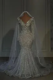 Sparkle Bling Silver Mermaid Suknie ślubne seksowne v szyja długie rękawy cekiny koraliki luksusowe suknie ślubne formalne vestidos de fiesta BC18208