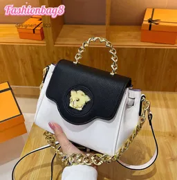 Modne skórzane torby na ramię Torebka z literami Vesce łańcuch krzyżowy kratę Kobieta worek nowy design torebki Lady Crossbody