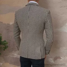 Abiti da uomo Blazer Blazer scozzese pied de poule per uomo Giacca monopezzo con 2 spacchi laterali Slim Fit Cappotto casual maschile Abiti di moda 2023