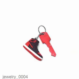 10 Colors Designer 3D Silicone Sneaker Keychains With Multi-color Defense Key Knife Men Women High Quality Ring Fashion Shoes Keychain and Outdoor Tool OR0P