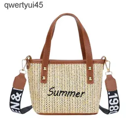 Shoulder Bags 2022 New Ladies Straw Woven Bags Casual Small Fres Zipper Soulder Bag Street Trend Messenger Female Bag andbags for WomenH24220