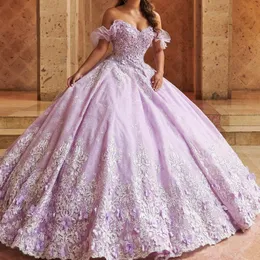 2024ライラックボールガウンQuinceanera Princess Appliques Lace Beading Puffy Off Shourdell Party Dresses Vestidos DE 15