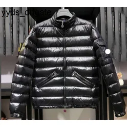 Monclears Mens Down Arm Badge Pocket Jacket Fashion Designer Puffer Jacket Winter Hooded Down Jackets Detachable Hat Warm Have Nfc Coats Size 1--51