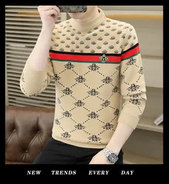 Erkek Sweaters Sonbahar ve Kış Yeni Erkekler Alt Kazak Şık Yuvarlak Boyun Kalınlaştırılmış Modaya Gizli Kükredilmiş Kazak