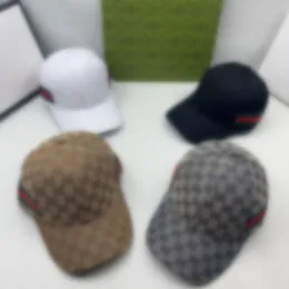 Klasik Tasarım Mektupları Beyzbol Kapağı Hayvan Çiçekleri Moda Erkekler ve Kadın Ball Cap Dış Mekan Güneşlik Boş Zaman Kapağı Yüksek Kalite