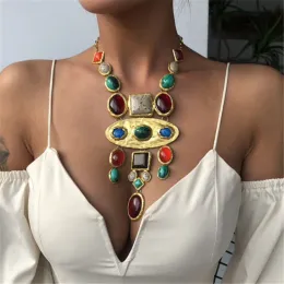 Międzynarodowa żywica w stylu COUNTAGE w stylu vintage Naszyjnik, duży, odważny i kolorowy naszyjnik, złoto plisowany papierowy łańcuch Choker Tribal