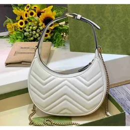 toppnivå designer väska crossbody väska halva månväska 10a axelväskor vintage lyxig äkta läder väskor underarm väska kvinnor handväska brev vatten kastanj