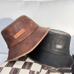 Designer feminino balde chapéus guarda-sol chapéu masculino clássico temperamento férias versátil sol evitar chapéu de couro design moda casal chapéu de viagem