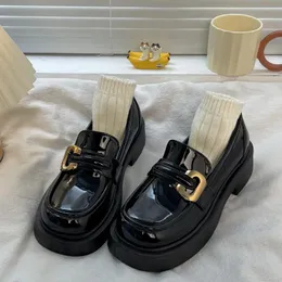 Kleidschuhe für Frau 2024 Schwarz Karree Zehen Damen Sommerschuhe Plattform Normales Leder Lässige Slipper Schnelle Lieferung im Angebot A E