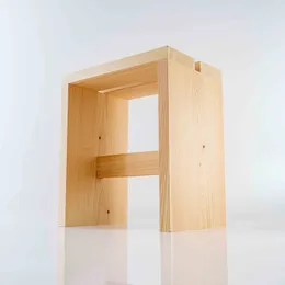 كرسي حمام السرو المربع الياباني مصنوع من هينوكي | كرسي خشبي أونسن | مصنوعة يدويا | منتجات صديقة للبيئة