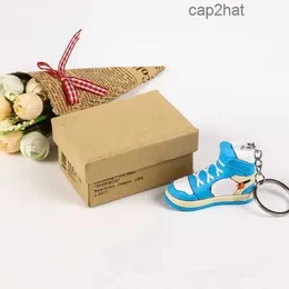 Dunke Low SB Designer Stereo Sneakers Keychain 3D Mini Basketball Shoes سلسلة مفاتيح الرجال نساء أطفال حلقة حلقة هدية حفلة عيد ميلاد 480 82QV