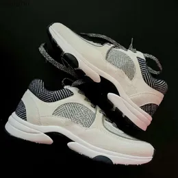 2024 New Little Fragrant Sports Shoes Womens Thick Sole Heightened Colored Dad Shoes American Casual Versatile Single Shoes
