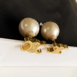 Luxo Big Pearl Letters Designer Brincos para Mulheres 18K Gold Studs Elegante Charme Double Side Ball Retro Vintage Brincos Brinco Anéis de Casamento Jóias Presente