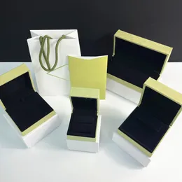 Luxo VAN marca trevo designer caixa de jóias embalagem brincos colares pulseiras anéis de alta qualidade luz verde veludo poeira bolsa sacos caixas de presente