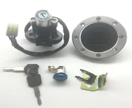 Interruttore di accensione Tappo serbatoio carburante Sedile serratura Set di chiavi per Suzuki Suzuki GSXR600 19962003 GSXR750 19931999 SV650 1999200257676116871561