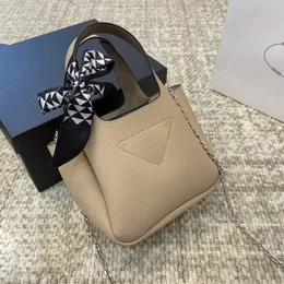 Mini-Beuteltasche, Designer-Handtasche, schwarz, weiß, Khaki, Damen-Luxushandtaschen, kleine Clutch-Handtasche, Damen-Tragetaschen, Goldkette, Umhängetaschen, neue modische Tasche für kleine Dinge