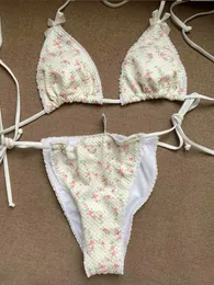 Kobiety w kąpielowym nadruku stroju kąpielowego Miyoj Floral Print Swimsuit Seksowne bikini trójkąt strój kąpielowy Bandage plażowy garnitur Mini Thong Biquini Dwuczęściowy strój kąpielowy J240221