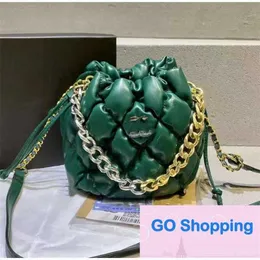 Womens Portable Bag Hobo All-match Rhombus Light Luxury Chain Pleated Shoulder Crossbody Bags Bucket