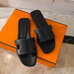 Pantofola da donna da uomo estate spiaggia scivolo di lusso sandalo di design moda piatta slider in pelle nuove scarpe casual taglia 35-46 con scatola nera bianca piscina uomo sandalo regalo mulo