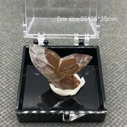 Pendants Natural swallowtail twin crystals are very rare and good specimens +Box size 35*35*35 mm