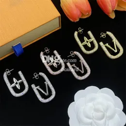 Vintage-Kristall-Strass-Charme-Ohrringe, glänzende Diamant-Buchstaben-plattierte Ohrringe, Ohrhänger mit Box-Sets