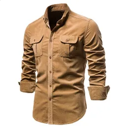 Camicia da uomo monopetto in cotone 100 di qualità Business Casual Moda Solid Corduroy Camicie da uomo Autunno Slim Dress 240219