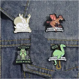 Cartoon Accessories Friends Cartoon Enamel Pins Dinosaur Rabbit Animal Brooches Lapel Badge Jewelry Backpack Clothes Pin For Drop Deli Dh8Mv