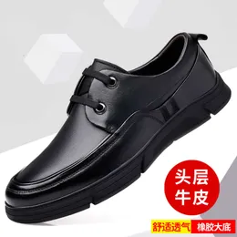 Leather shoes Mens leather top layer cow leather breathable non-slip casual shoes Soft leather soft soles middle-aged and elderly fathers shoes Lazy shoes