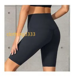 LL Niche designer de shorts esportivos designer de esportes femininos calças de cinco minutos leggings elásticos femininos cintura alta levantamento de quadril corrida fitness nude yoga shorts verão