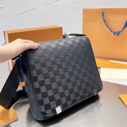 Tasarımcı Çantalar Erkek Kadın Lüks Messenger Çanta Klasik Manyetik Kapalı Kaplamalı Tuval Deri Omuz Çantası Crossbody Bag