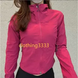 Нишевая дизайнерская одежда Одежда для йоги стрейч Куртка для пешего туризма Летняя утягивающая талия Дышащая спортивная куртка для женщин