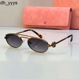 نظارات MIUI النظارات الشمسية للنساء مصممة Retro Oval Sunglasses High Grady Boutique Boutique Classic and Modern Ender Craftsmarship