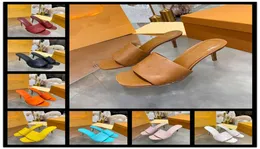 2021 Top Luxury Deva Women039s Leather Slides Sandal Horsebit Goldtoned Outdoor Lady Beach Sandals Casual Slippers Ladies Comf4788764
