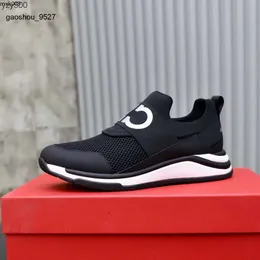 Feragamo oryginalny wyścig MXK JKHIY Designer Sneaker skórzana luksusowa siatka spiczaste palec palec palec butów biegacz na zewnątrz to 38-45 HC9A 8A4F