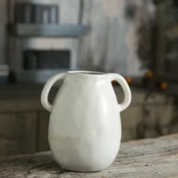 Vaso in Ceramica Bianca con 2 Manici