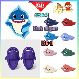 Casual Platform Shark Slides tofflor Män Kvinna Anti Rainbow Fashion Slip Wear-Resistent Light Weight Breattable Low Cut Super Super Sandals Flat Size35-47