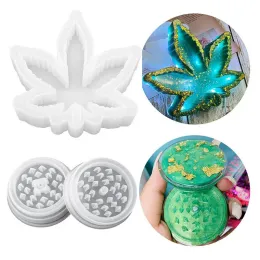 Equipments Creative 2Pcs Maple Leaf Mold Grinder Crystal Mold Container Cup Pad Tea Tray Mould Handmade Silicone Mould Home Decor Craft