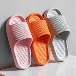 Tofflor 1big storlek 47 48 män ljus eva mjuka casual skor kvinnor par hem badrum antislip flip-flops sommarstrand sandaler